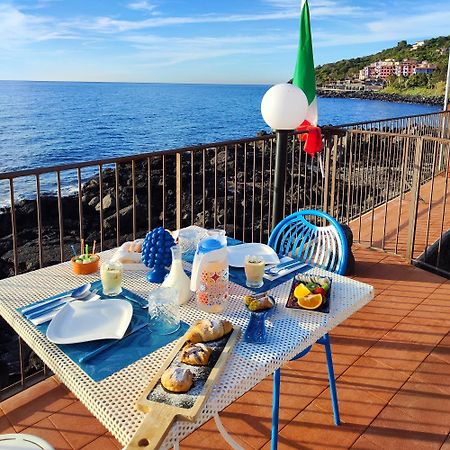Bed and Breakfast Made In Sicily Santa Tecla Ачиреале Экстерьер фото