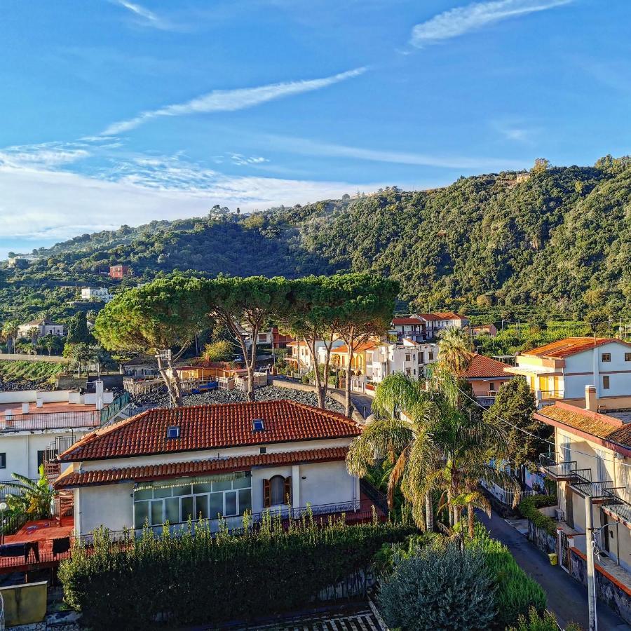 Bed and Breakfast Made In Sicily Santa Tecla Ачиреале Экстерьер фото